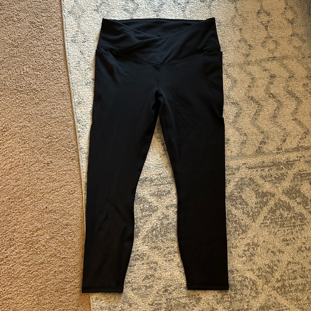Fabletics black leggings with pockets! Brand new